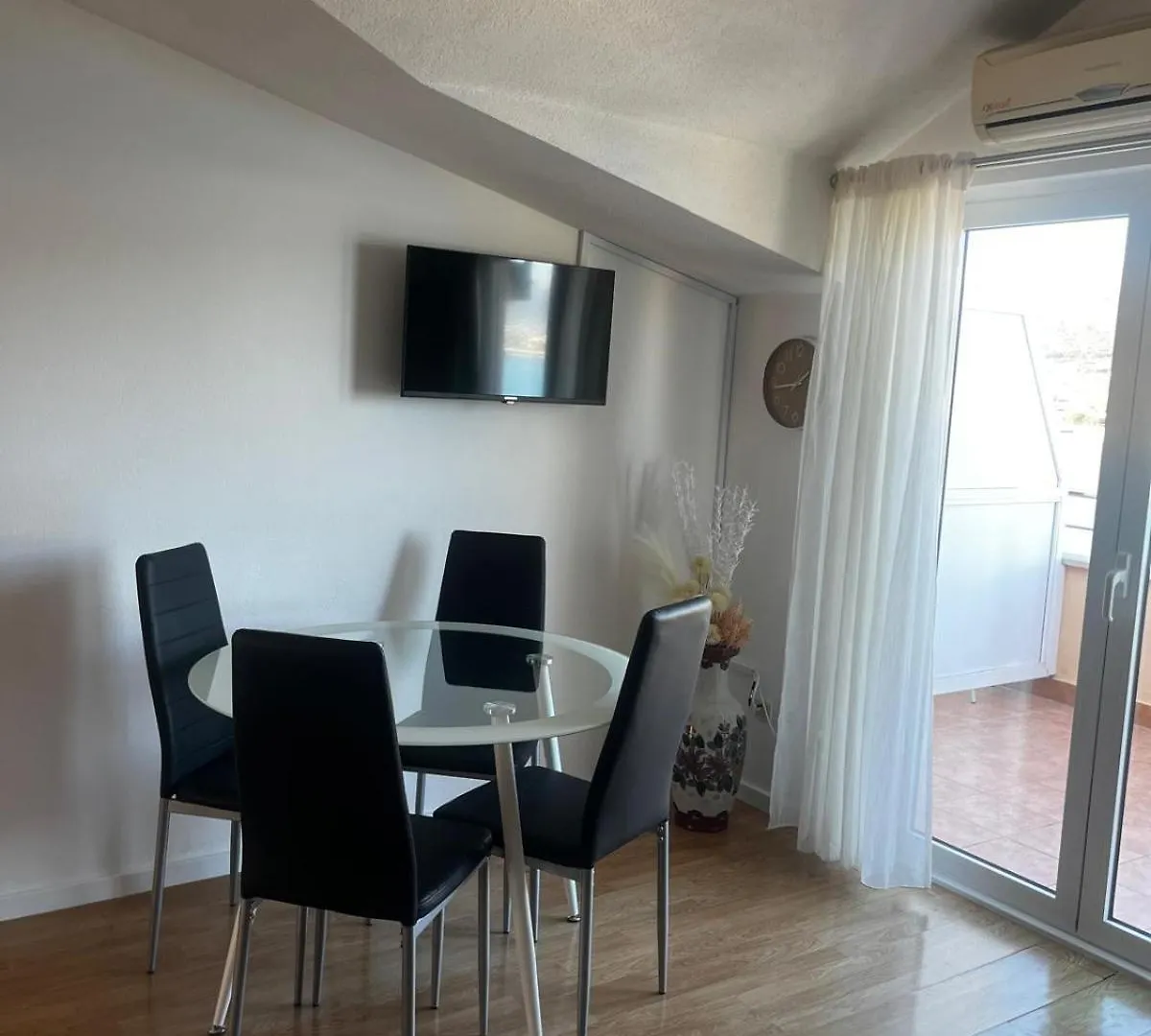 Apartments Kapetanovi Dvori Trogir Croatie